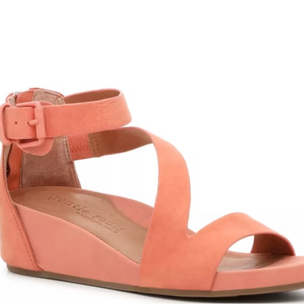 Women's Gentle Souls Sandals size 9